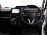 運転席廻りです。