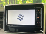 【メーカー純正ナビ】インテリアに溶け込むスタイリッシュな「専用設計」メーカーナビを装備♪視認性や操作性など基本性能にも優れ、より上質なカーライフをお楽しみいただけます。