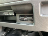 ETC車載器付きです♪高速道路をスイスイと通過!で、キャシュレス!クルマは料金所をノンストップで通過することができます☆