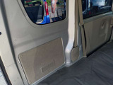 4WD!走りの5MT!HDDナビ!DTV!四駆切り替え!ライトレベライザー!エアコン!パワステ!集中ドアロック!スモークフィルム!内外機関良好!車検とって乗り出し54万円!