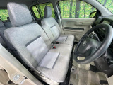 運転席シート廻りは使用感も少なく、良好な状態となっています。丁寧に使われていたことがよくわかりますね。