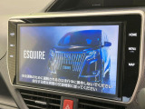【大画面ナビ】人気の大型10インチナビを装備。存在感のある大画面はインパクト大!ナビ利用時のマップ表示は見やすく、テレビやDVDは臨場感がアップ!いつものドライブがグッと楽しくなります♪
