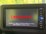 【純正ナビ】人気の純正ナビを装備しております。ナビの使いやすさはもちろん、オーディオ機能も充実!キャンプや旅行はもちろん、通勤や買い物など普段のドライブも楽しくなるはず♪