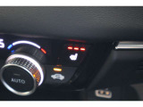 シートヒーター装備付き車!!座席に埋め込まれた電熱線によりシートを暖めることが出来る装備で、温められたシートは、寒い冬には最適です!!