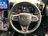 【純正革巻きステアリング】上質な革を使用することで、手にしっかり馴染みとても運転しやすいハンドルです♪