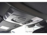 緊急時に手前にあるSOSボタンを押していただくと緊急通報センターへつながります