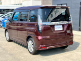 総額表示は店頭納車の総額になります。県外の方には別途登録・陸送費が必要です。