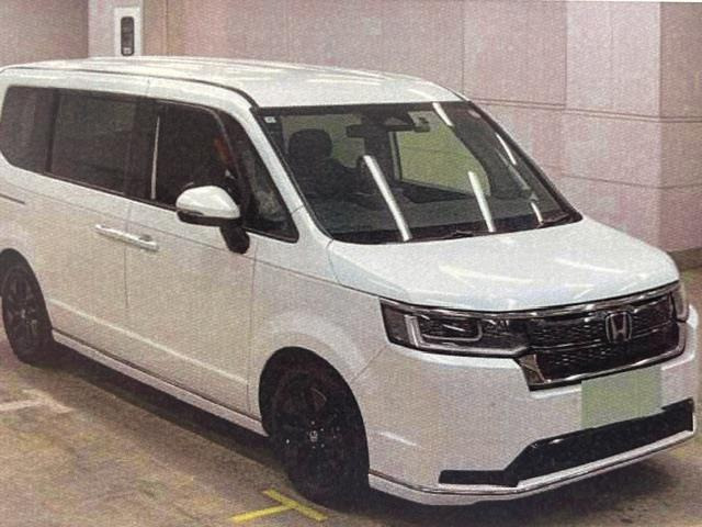 ステップワゴン 1.5 スパーダ 4WD 修復歴無し