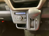 納車前にはプロのメカニックが、各部の点検を行います。ディーラーにしか出来ない品質、そしてサービスできっと満足していただけると思います!