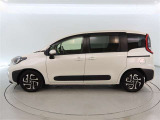 ロングラン保証付き。トヨタのお店で中古車をお買い上げいただいたお客様に安心で快適なカーライフをお約束する。1年間の保証です。