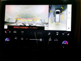 車庫入れなどでバックする際に後方確認ができて便利です。車庫入れ苦手な人もこれで安心!!