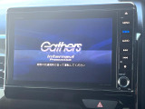【純正ナビ】人気の純正ナビを装備しております。ナビの使いやすさはもちろん、オーディオ機能も充実!キャンプや旅行はもちろん、通勤や買い物など普段のドライブも楽しくなるはず♪