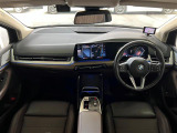 ◆LIBERALAは、輸入車選びの新たなスタイルを提案するインポート・セレクト・ブランドです。オーナー様となる方がクルマから直接感じる感性を第一にした、最良の一台との出会いをコーディネートいたします。