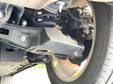 お車を安心してお乗りいただく為には、足回りの定期点検が欠かせません。サービスサポート(有償保証)では無料点検もご提供しており、安心のカーライフをお過ごしいただけるサポート体制が整っています。