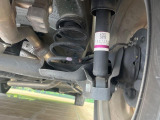 お車を安心してお乗りいただく為には、足回りの定期点検が欠かせません。サービスサポート(有償保証)では無料点検もご提供しており、安心のカーライフをお過ごしいただけるサポート体制が整っています。