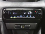 オートエアコンで夏も冬も快適な車内空間を。