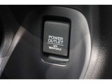 シガーソケットが付いているので、車から電源を取ることが出来ます!
