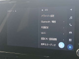 スマホ連携に対応したディスプレイオーディオを搭載。 ナビアプリや音楽再生がスムーズに使え、日常のドライブがより快適になります。