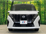 弊社では、全車『修復歴なし』のお車のみ取り扱っております。専任バイヤーによる厳選した仕入れの後、入庫後の車両チェックを行い、ネクステージが認定した高品質な中古車をご提供しております。