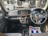 車を運転する際には運転席の存在は欠かせません。なのでしっかりとチェックしたいポイントですね。