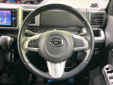 【純正革巻きステアリング】上質な革を使用することで、手にしっかり馴染みとても運転しやすいハンドルです♪