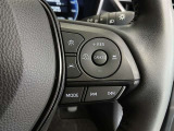 ステアリング右側には、運転支援機能を手元で操作できるスイッチ類を配置しています