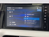 日産純正メモリーナビゲーションです♪目的地まで案内するナビゲーション機能の他にフルセグ画質で楽しめるTVやBluetooth Audioなど多彩な機能が満載で運転を快適にサポートしてくれます☆