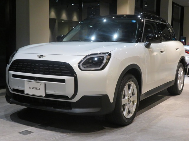 BMW MINI ミニカントリーマン 