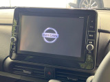 【メーカー純正9インチナビ】インテリアに溶け込むスタイリッシュな「専用設計」メーカーナビを装備♪視認性や操作性など基本性能にも優れ、より上質なカーライフをお楽しみいただけます。