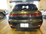 弊社では全車AIS(検査専門機関)の査定を受けており、300項目以上を検査したAISの車両品質評価書を付けてお渡しいたします。
