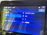 【純正9インチナビ】人気の純正9インチナビを装備。オーディオ機能も充実しており、Bluetooth接続すればお持ちのスマホやMP3プレイヤーの音楽を再生可能!毎日の運転がさらに楽しくなります!!