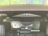 【トヨタセーフティセンス】走行中に前方の車両等を認識し、衝突しそうな時は警報とブレーキで衝突回避と被害軽減をアシスト。より安全にドライブをお楽しみいただけます。