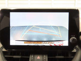 バックガイドモニターで、後方を確認しながら安心して駐車することができます。運転初心者も熟練者も必須の機能ですよ!