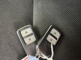 キー操作の手間が少なく、乗車から発進までの流れがスムーズ。毎日の運転がより快適になります