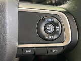【クルーズコントロール】高速道路もラクラク走行。アクセルを離しても一定速度で走行ができ、長距離運転時の負担を軽減!加速・減速も簡単なスイッチ操作で調整できます。