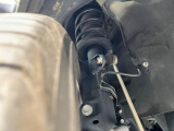 お車を安心してお乗りいただく為には、足回りの定期点検が欠かせません。サービスサポート(有償保証)では無料点検もご提供しており、安心のカーライフをお過ごしいただけるサポート体制が整っています。