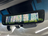 【デジタルインナーミラー】後席の大きな荷物や同乗者で後方が確認しづらい時でも安心!カメラが撮影した車両後方の映像をルームミラー内に表示。クリアな視界で状況の確認が可能です!