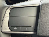 【ステアリングスイッチ】運転中、前方から目線をそらすことなく、オーディオ等の操作が可能な便利機能!安心&快適なドライブを演出してくれます♪
