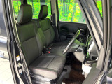 運転席シート廻りは使用感も少なく、良好な状態となっています。丁寧に使われていたことがよくわかりますね。