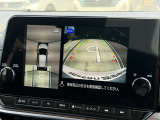 全周囲モニター付いています。駐車時の不安を和らげます。