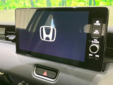 【メーカー純正ナビ】インテリアに溶け込むスタイリッシュな「専用設計」メーカーナビを装備♪視認性や操作性など基本性能にも優れ、より上質なカーライフをお楽しみいただけます。
