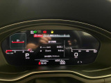 バーチャルコックピットでメーター部にて地図を確認することができます。縮尺も変更可能です。