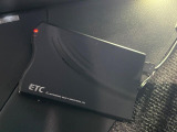 【ETC】高速道路の料金所をストレスなく通過!話題のスポットやサービスエリアに多い「スマートIC」利用時は必須のアイテムです。当店でセットアップを実施、ご納車当日からすぐにご利用いただけます!