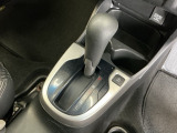 発進時から滑らかに加速する無段階変速のCVTはストップ&ゴーの多い街の中も快適です
