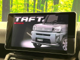 【メーカー純正10インチナビ】インテリアに溶け込むスタイリッシュな「専用設計」メーカーナビを装備♪視認性や操作性など基本性能にも優れ、より上質なカーライフをお楽しみいただけます。