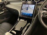 バックカメラにより駐車時の後方確認も楽にできます。