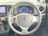 【純正革巻きステアリング】上質な革を使用することで、手にしっかり馴染みとても運転しやすいハンドルです♪