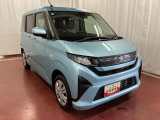 スライドドアなので、狭い場所でも荷物を持っていても、スムーズな乗り降りができます。