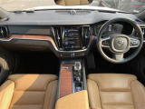 V60 B5 インスクリプション 本革シート サンルーフ