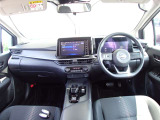 周りが見やすく運転しやすいお車です♪